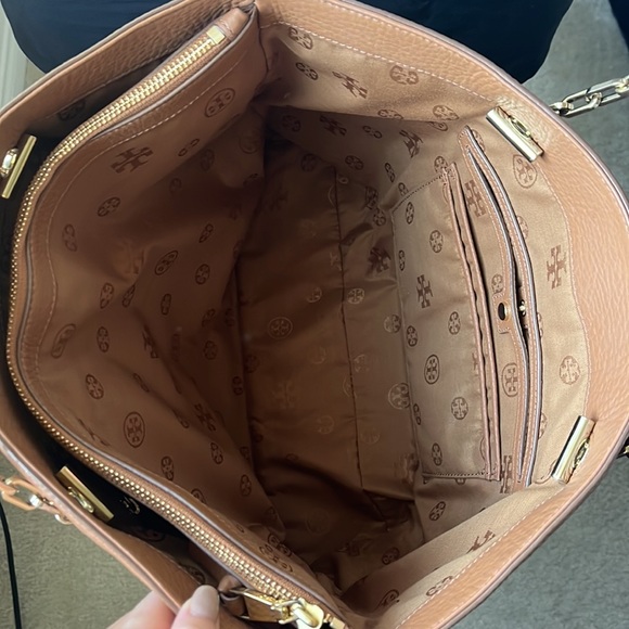 Tory Burch Marsden Pebbled Leather Tote - Picture 6 of 6